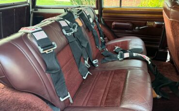 Jeep-grand-wagoneer-1990-white-15