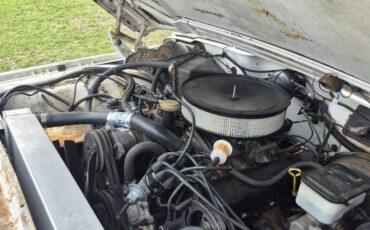 Jeep-grand-wagoneer-1990-white-16