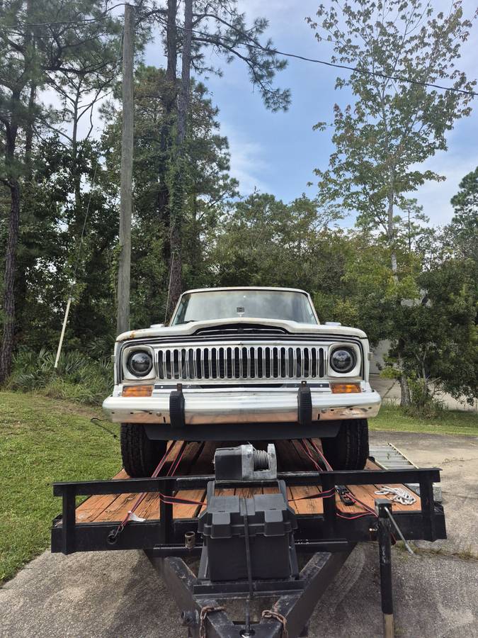 Jeep-grand-wagoneer-1990-white-2