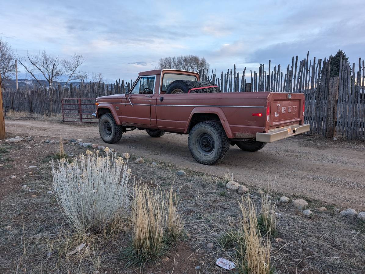 Jeep-j20-1976-brown-13