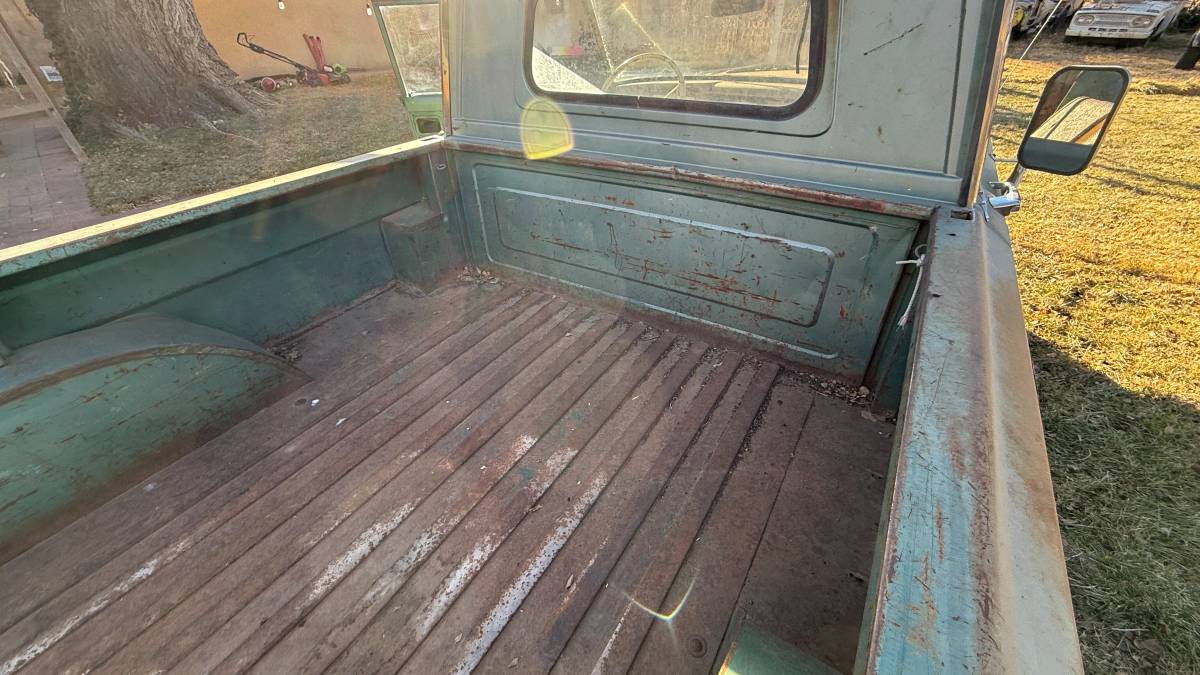 Jeep-j3000-gladiator-1966-green-8