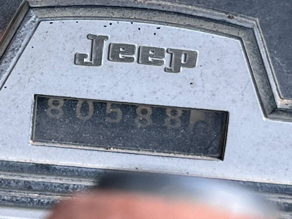 Jeep-jeepster-1967-yellow-11