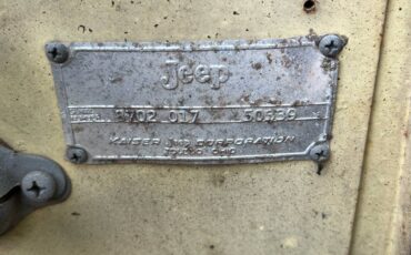 Jeep-jeepster-1967-yellow-21