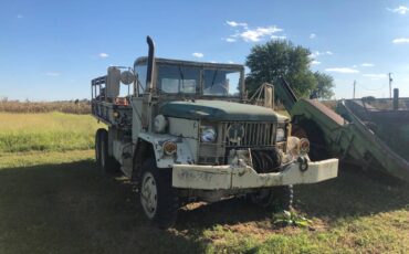 Jeep-kaiser-m44-deuce-and-a-half-diesel-1965-custom-12