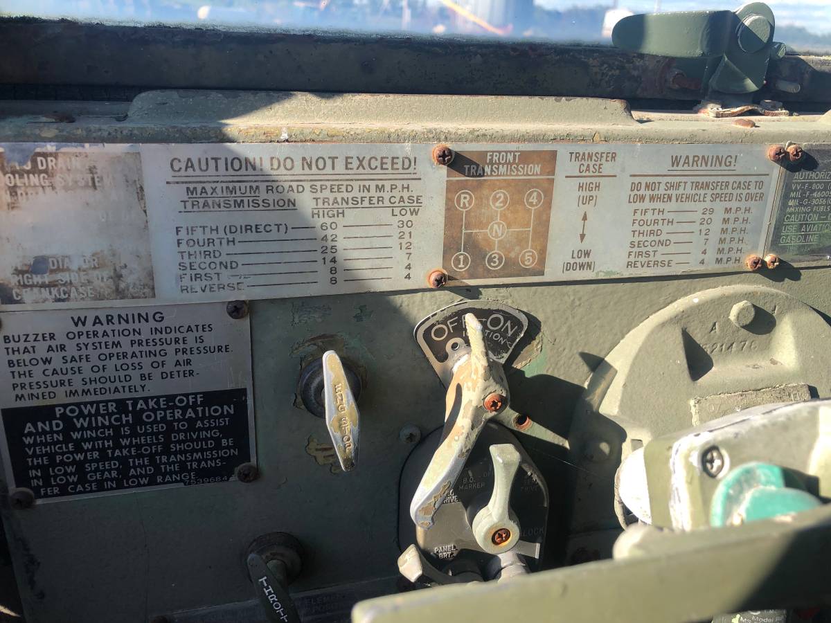 Jeep-kaiser-m44-deuce-and-a-half-diesel-1965-custom-18
