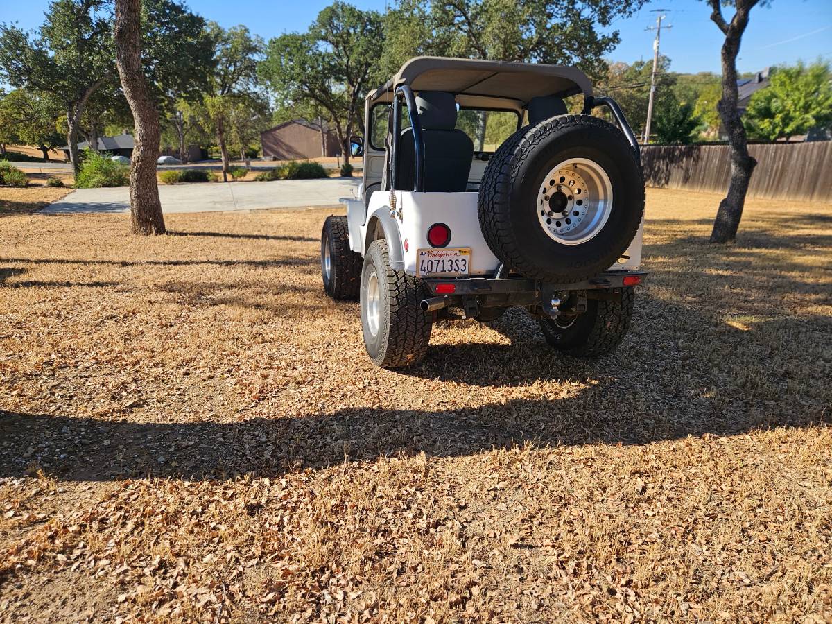 Jeep-mb-1943-white-10