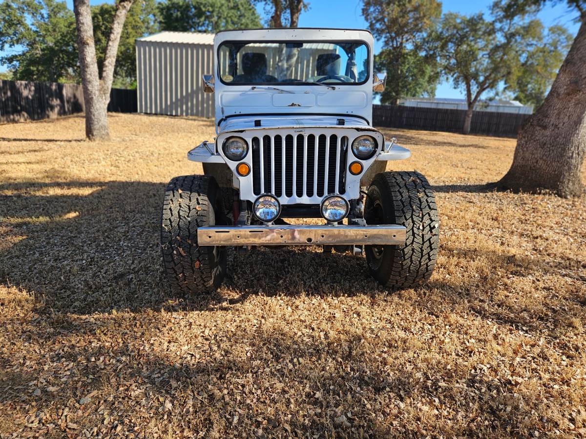 Jeep-mb-1943-white-2