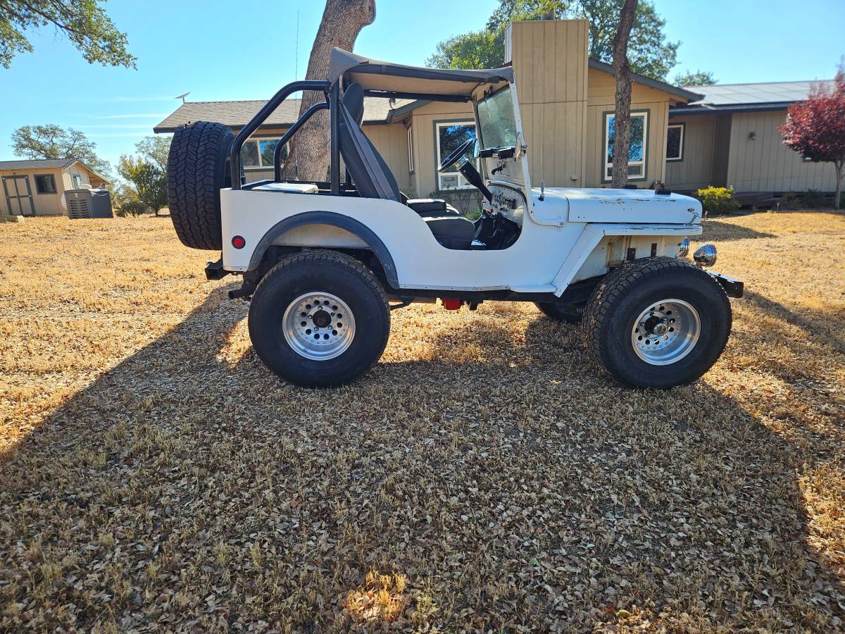 Jeep-mb-1943-white-9