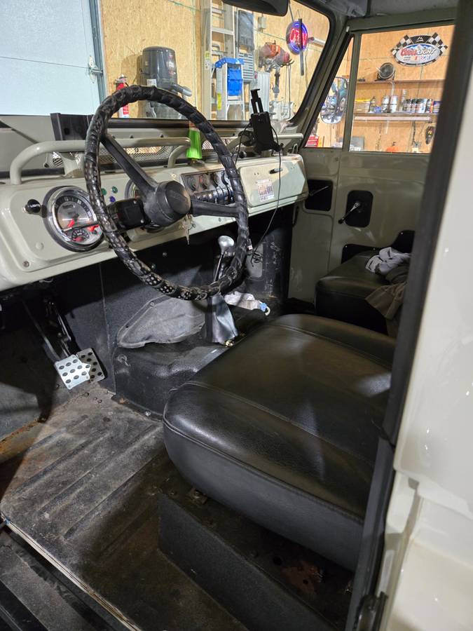 Jeep-nissan-patrol-1969-5