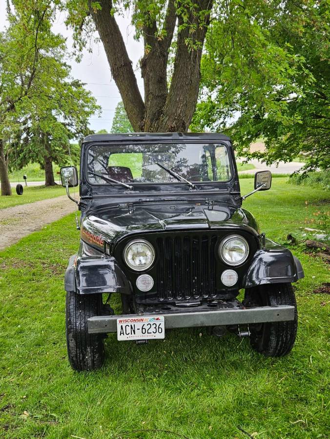 Jeep-renegade-1985-black-1