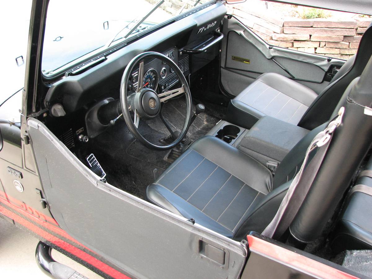 Jeep-renegade-sport-1984-black-7