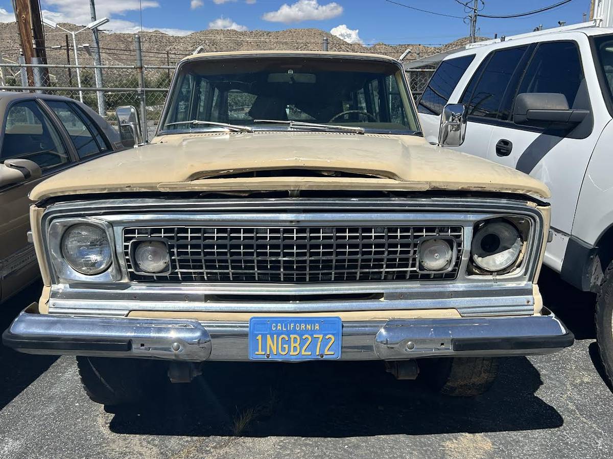 Jeep-wagoneer-1978-yellow-10