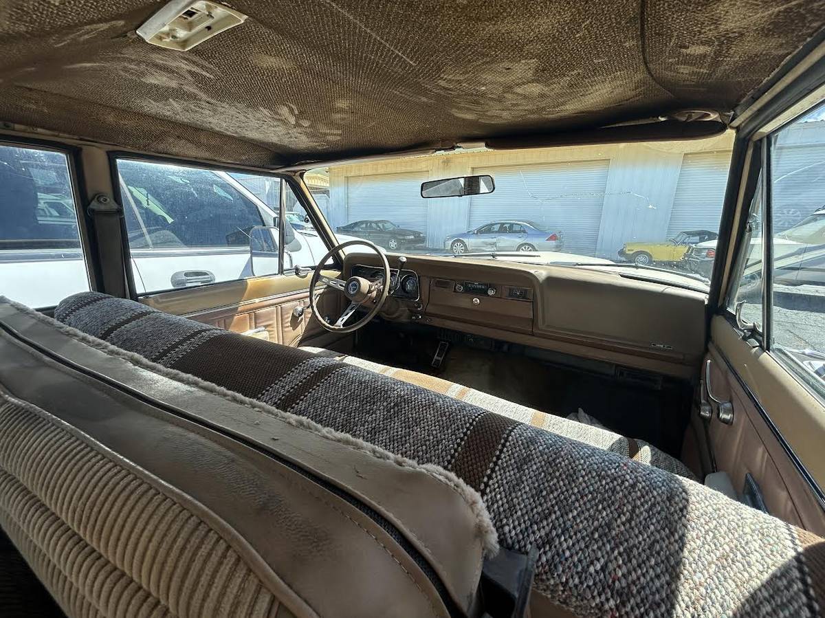 Jeep-wagoneer-1978-yellow-14