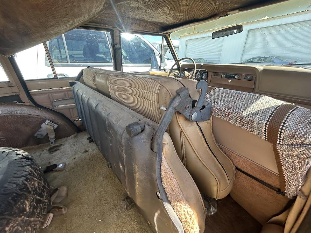 Jeep-wagoneer-1978-yellow-3