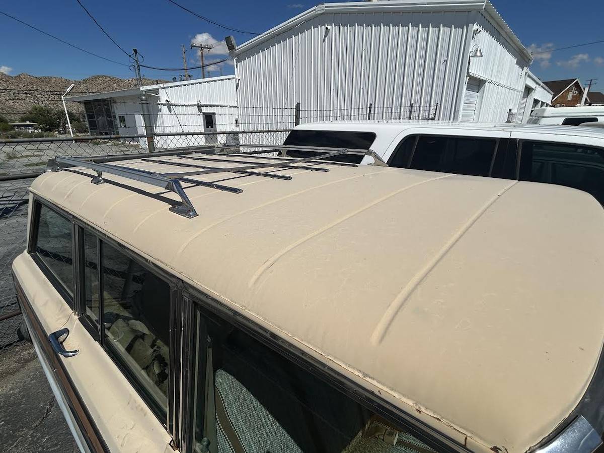 Jeep-wagoneer-1978-yellow-7
