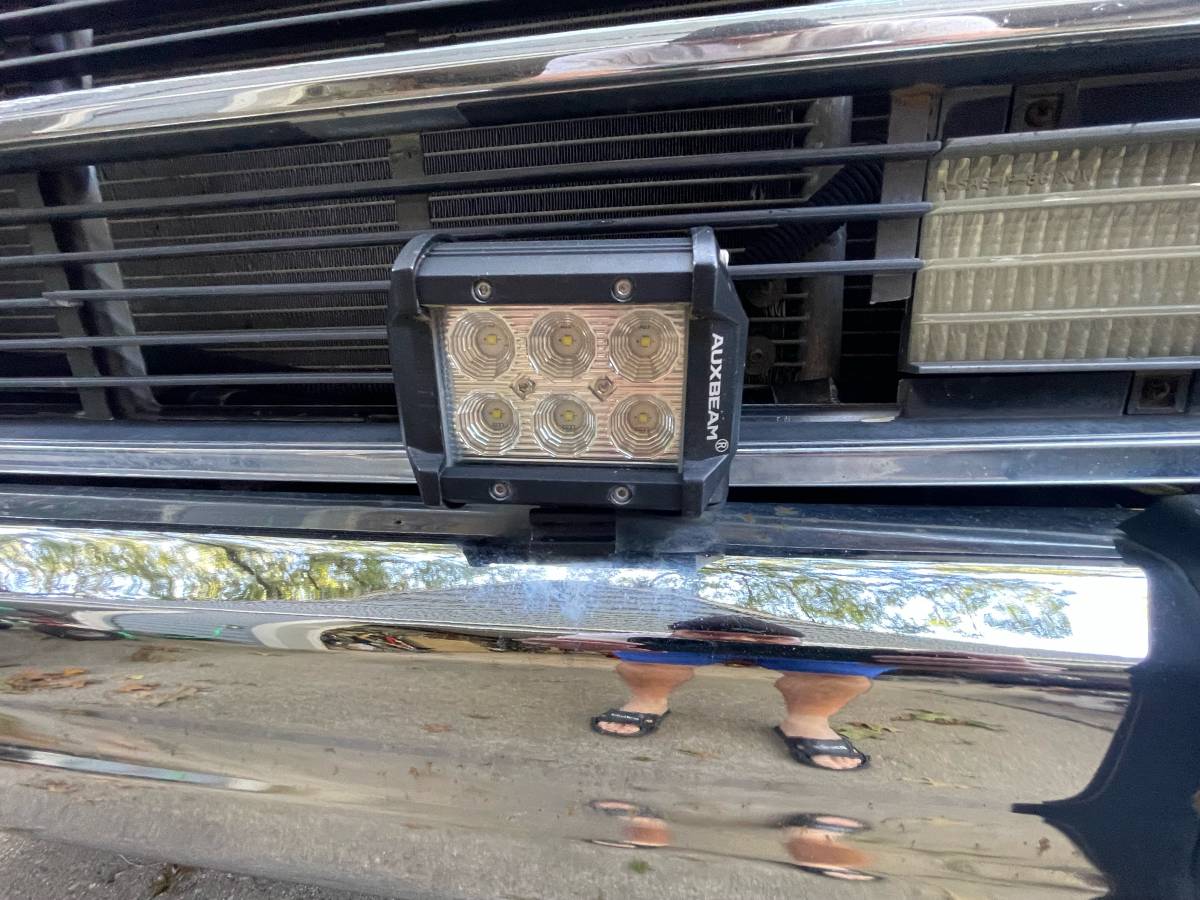 Jeep-wagoneer-1990-white-13
