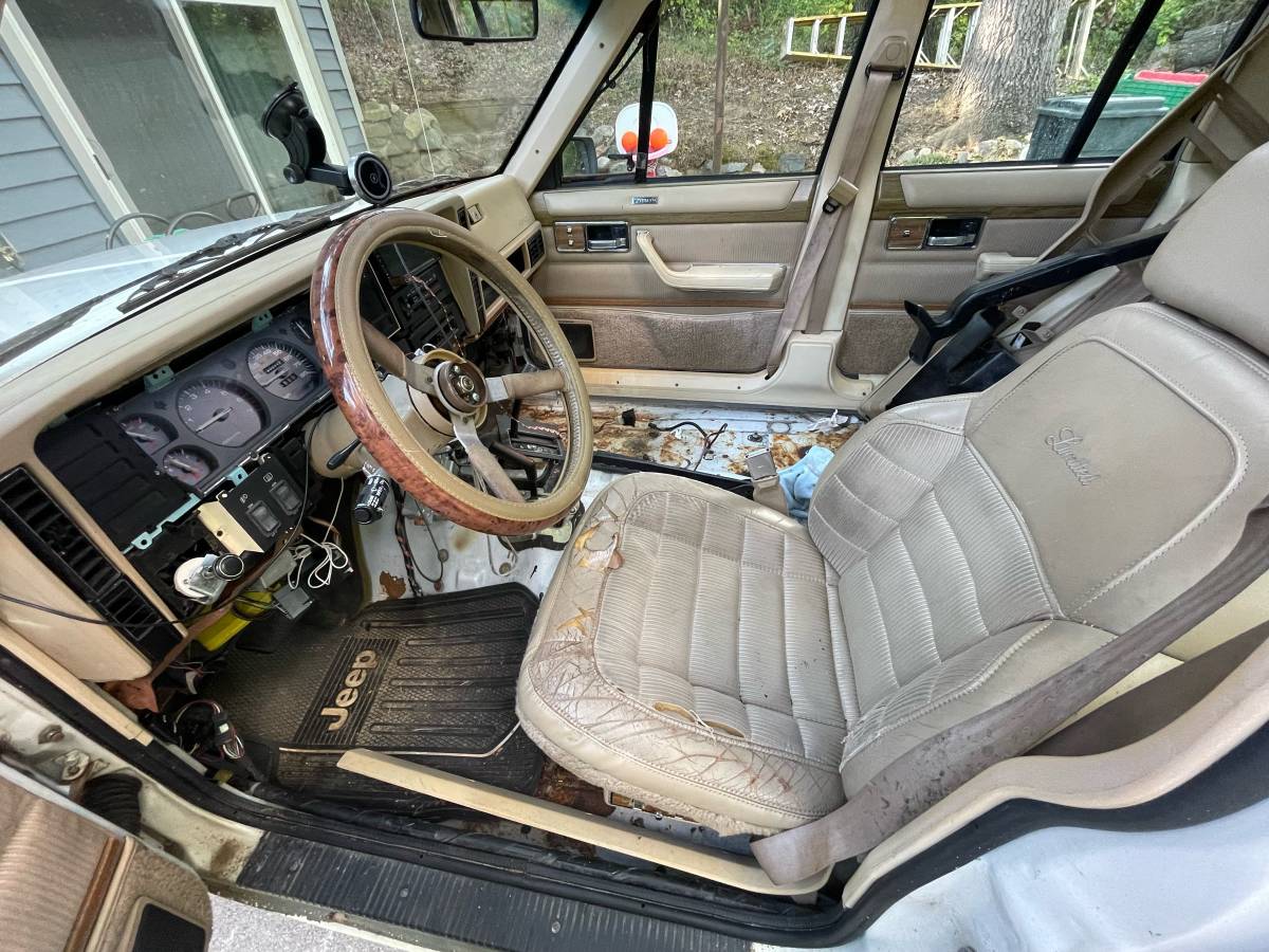 Jeep-wagoneer-1990-white-23