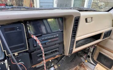Jeep-wagoneer-1990-white-9