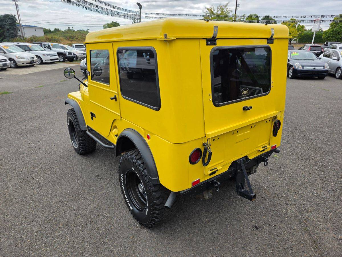 Jeep-willis-1966-yellow-1