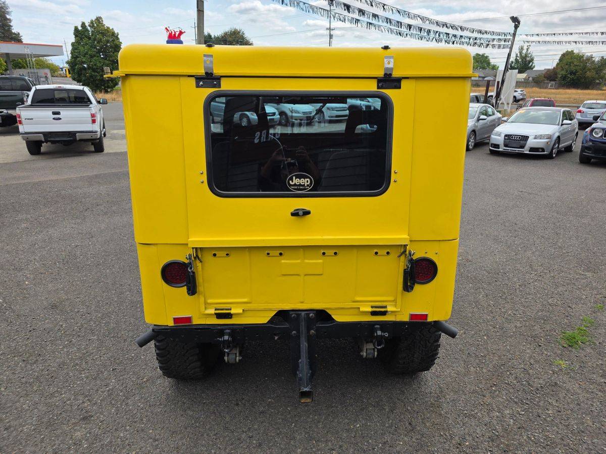 Jeep-willis-1966-yellow-2