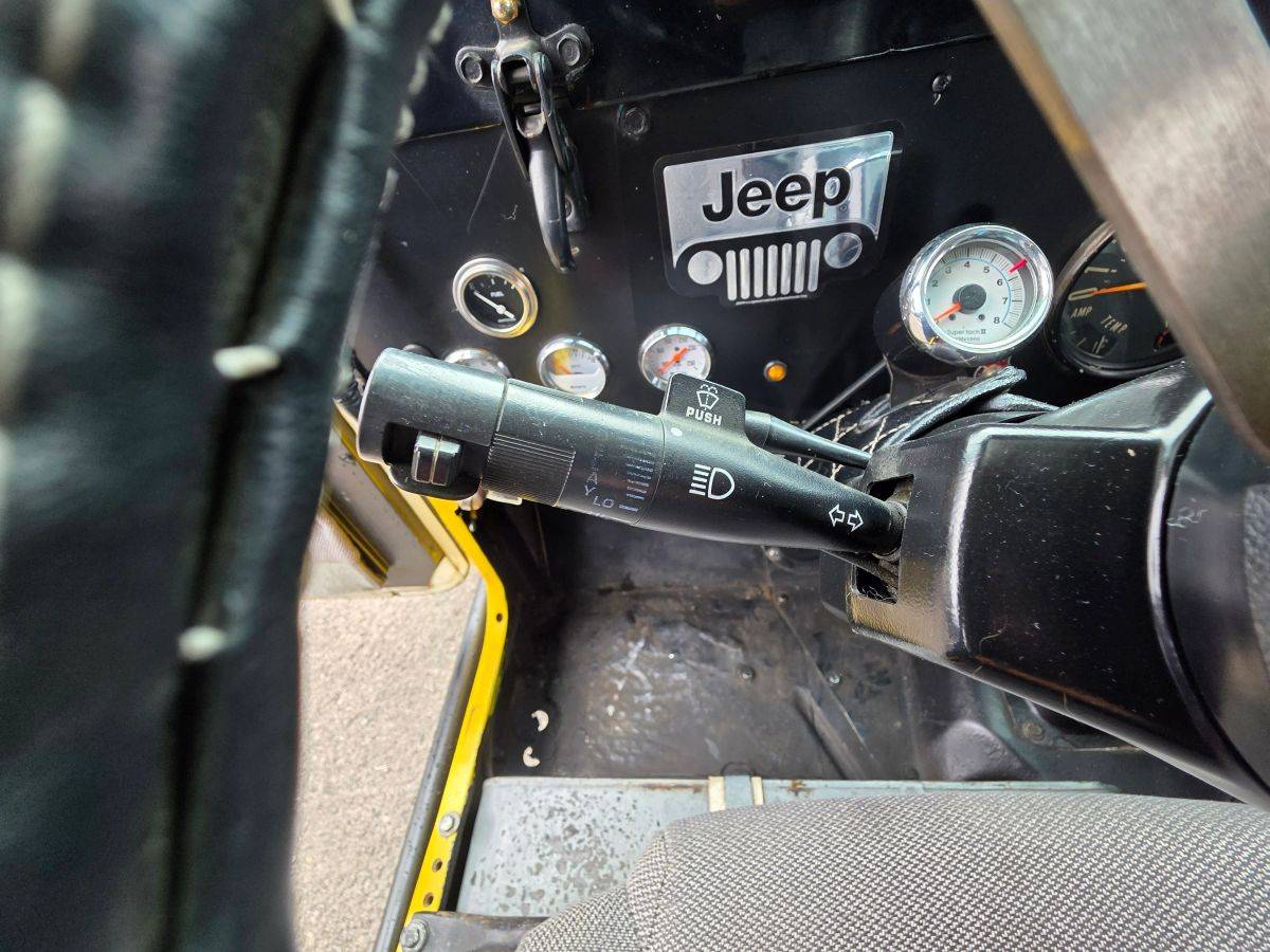 Jeep-willis-1966-yellow-21