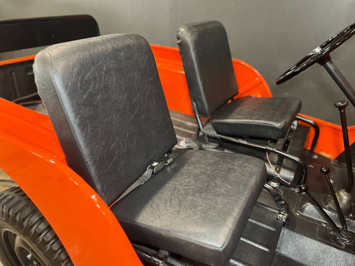 Jeep-willys-cj-a2-1948-orange-17