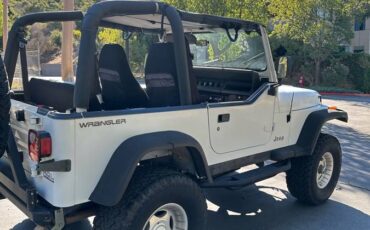 Jeep-wrangle-yj-1992-white-1