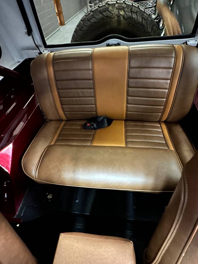 Jeep-wrangler-1981-red-14