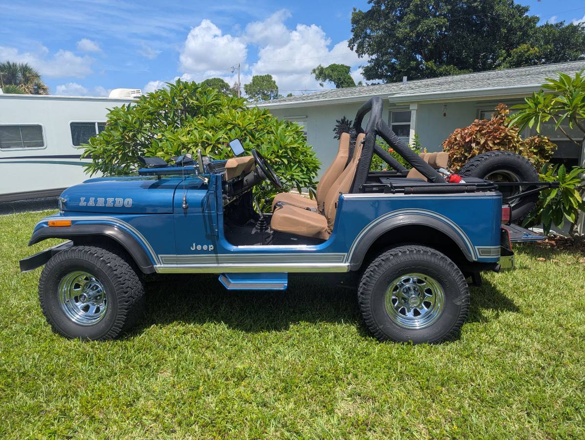 Jeep-wrangler-1983-blue-10