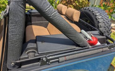 Jeep-wrangler-1983-blue-16