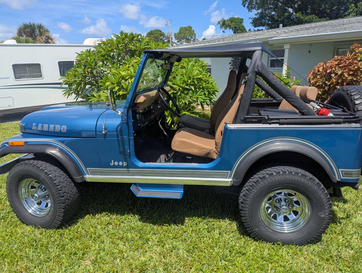 Jeep-wrangler-1983-blue-2