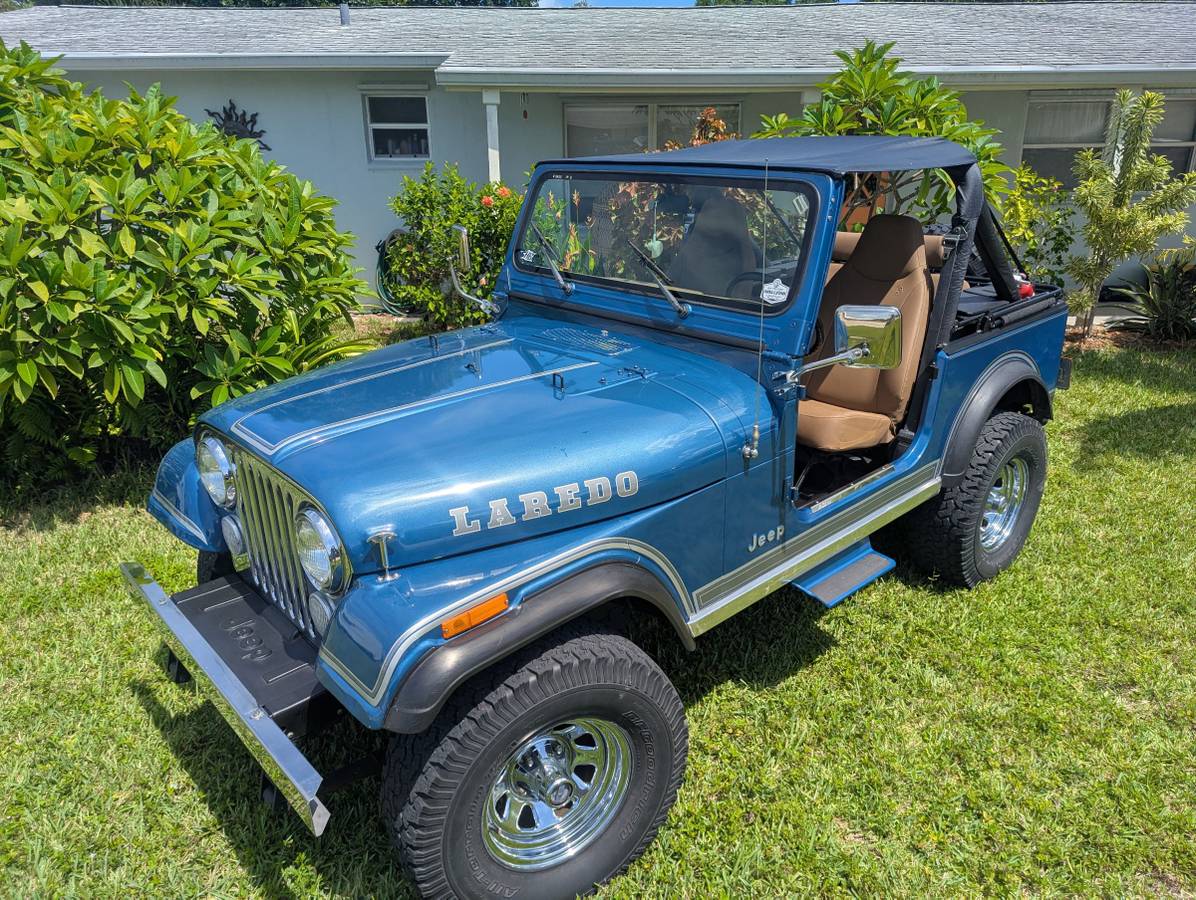Jeep-wrangler-1983-blue