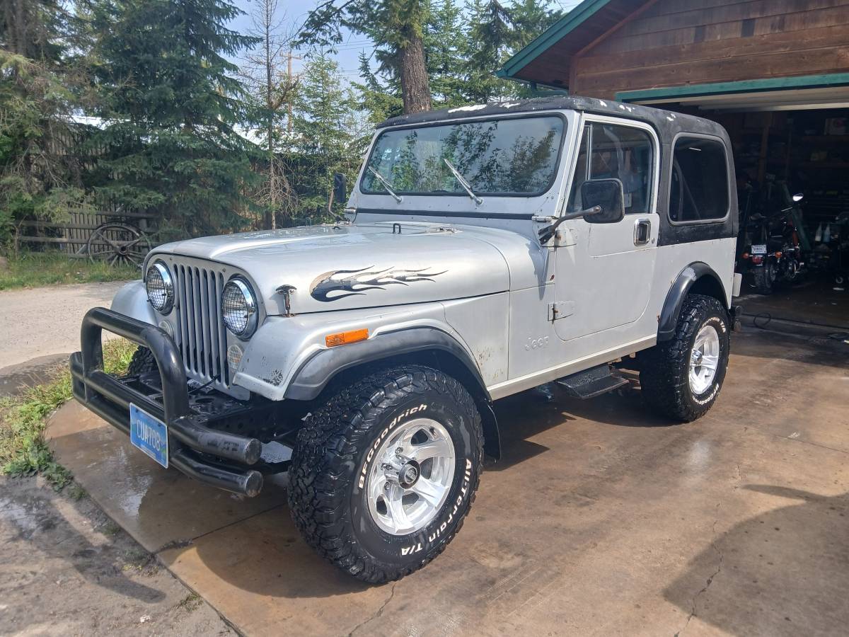 Jeep-wrangler-1983-silver-15