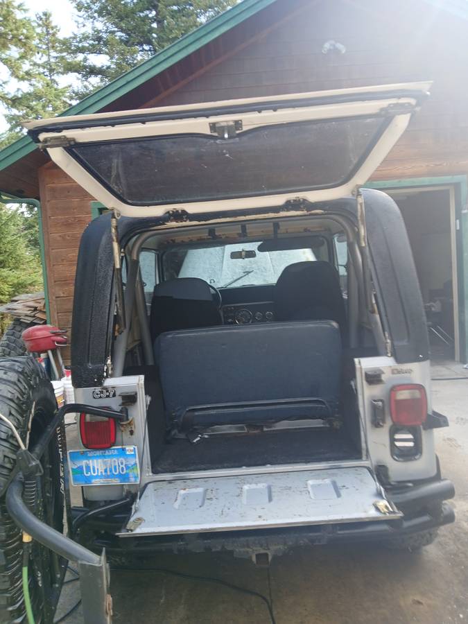 Jeep-wrangler-1983-silver-9