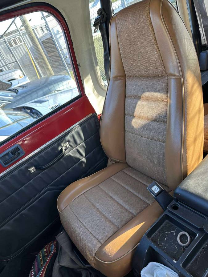 Jeep-wrangler-1989-red-4