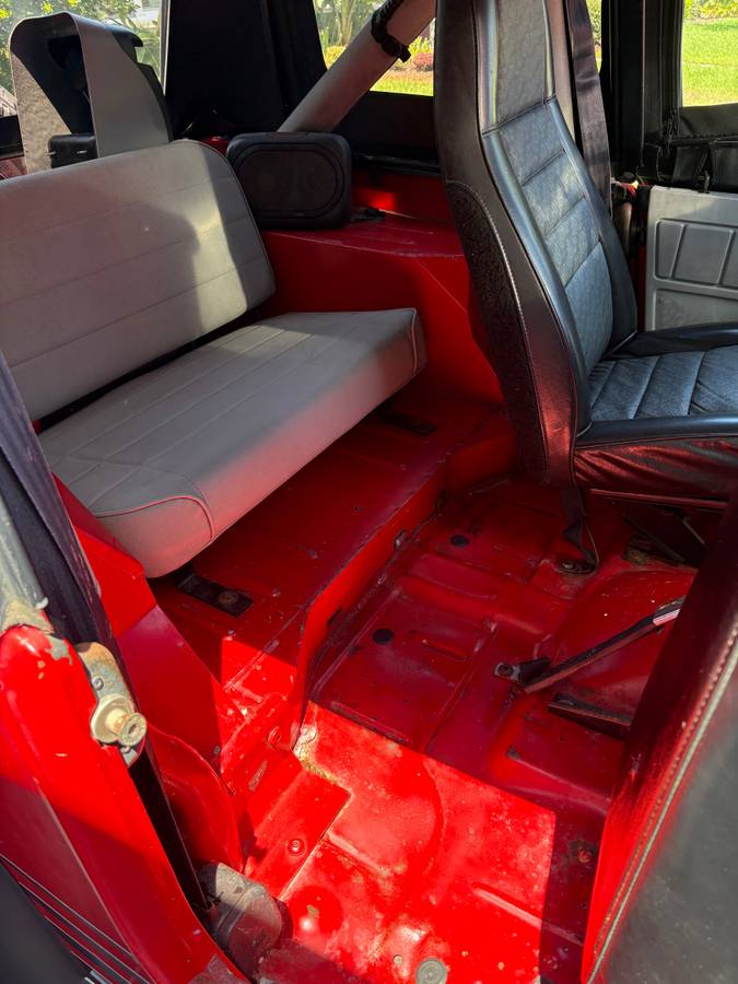 Jeep-wrangler-1989-red-4