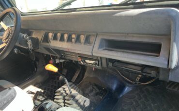 Jeep-wrangler-1990-blue-10