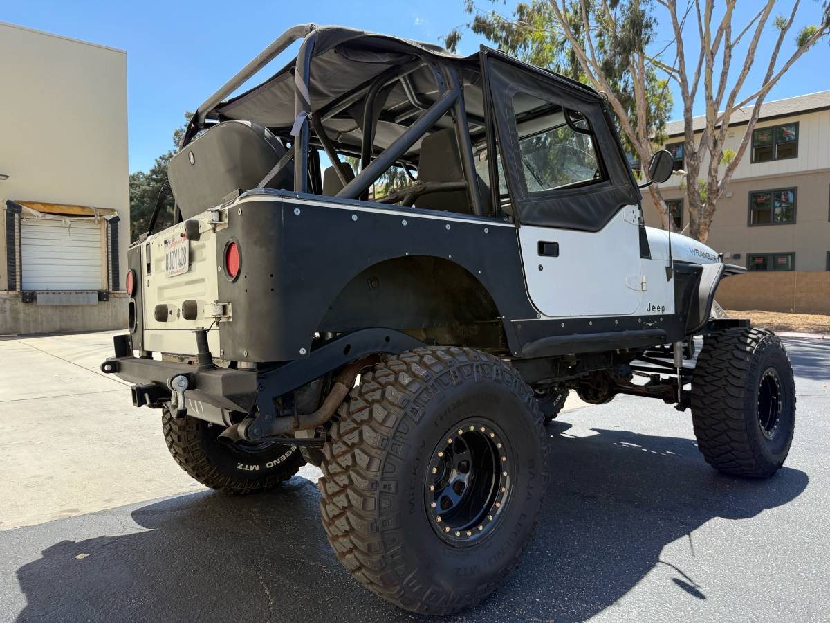 Jeep-wrangler-1990-white-5