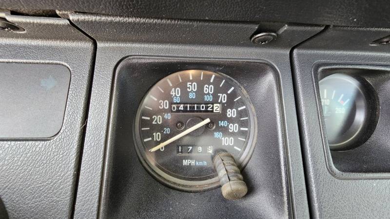 Jeep-wrangler-1991-white-14