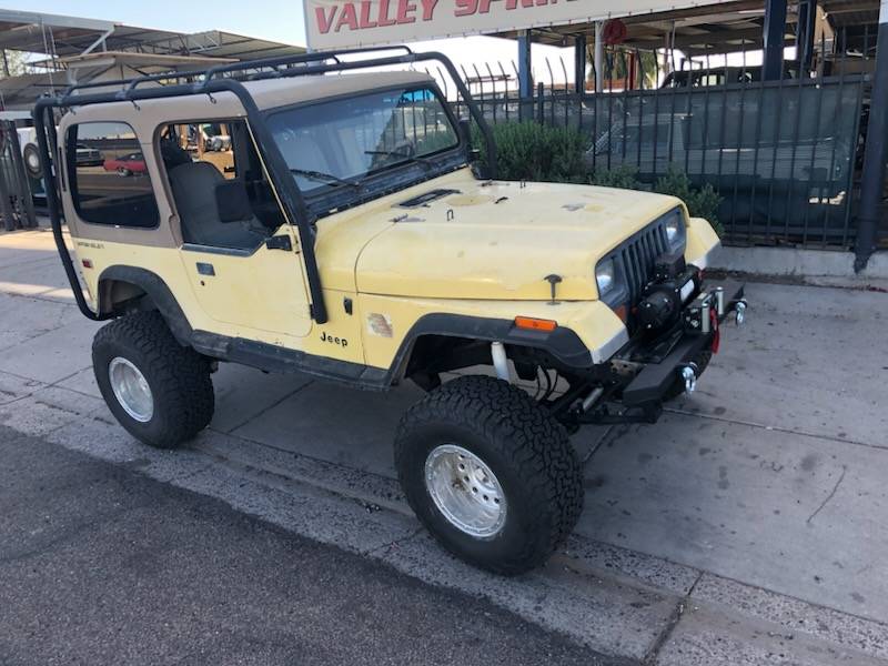 Jeep-wrangler-1992-yellow-3
