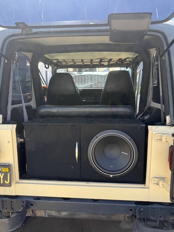 Jeep-wrangler-1993-10