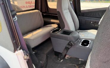 Jeep-wrangler-1993-white-17