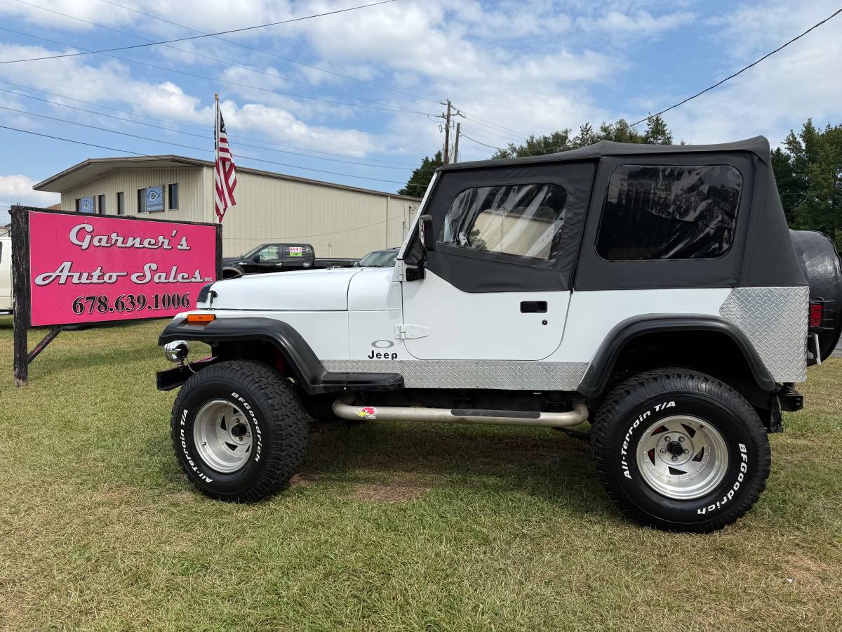 Jeep-wrangler-1993-white-3