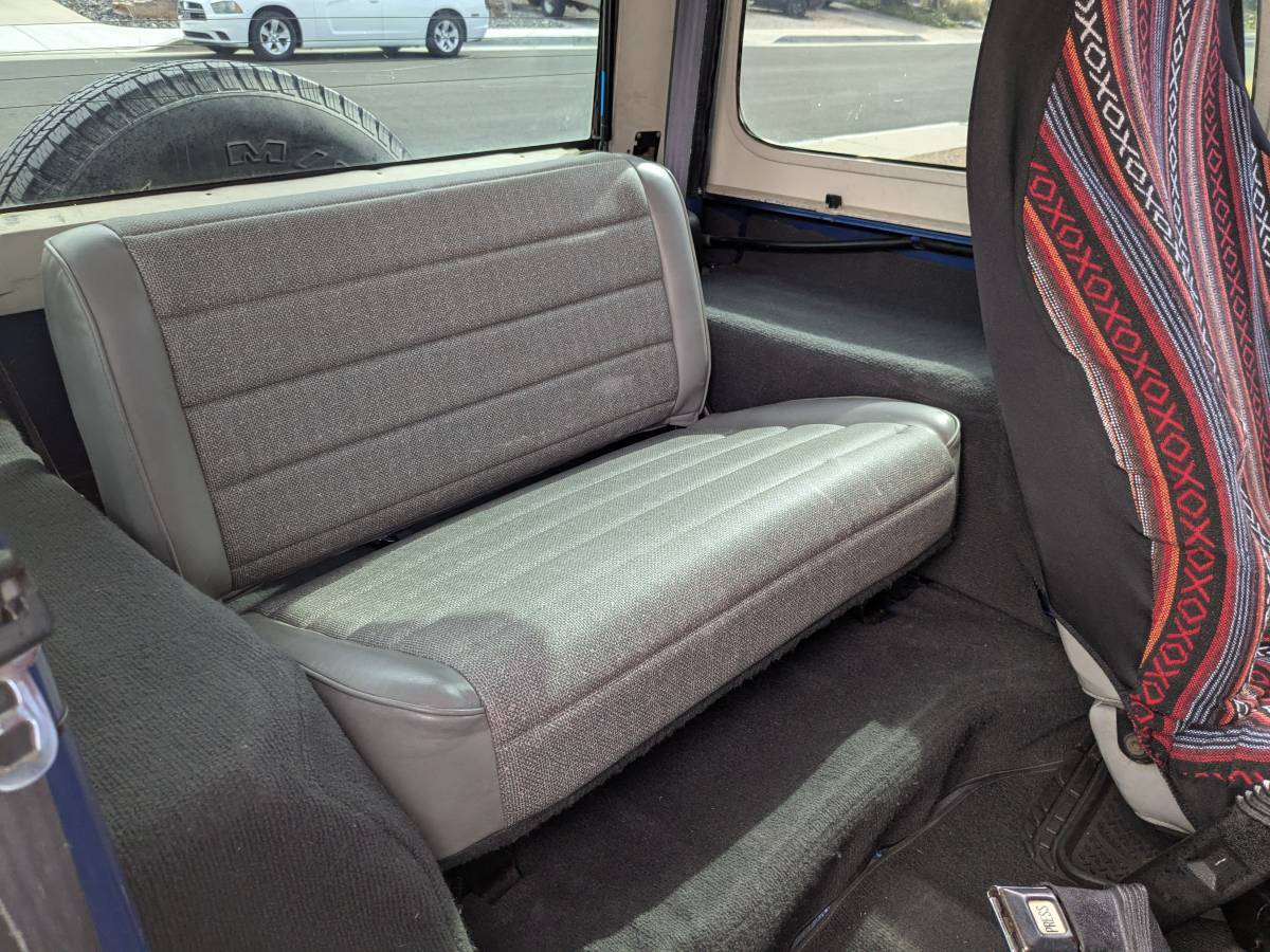 Jeep-wrangler-1994-blue-14