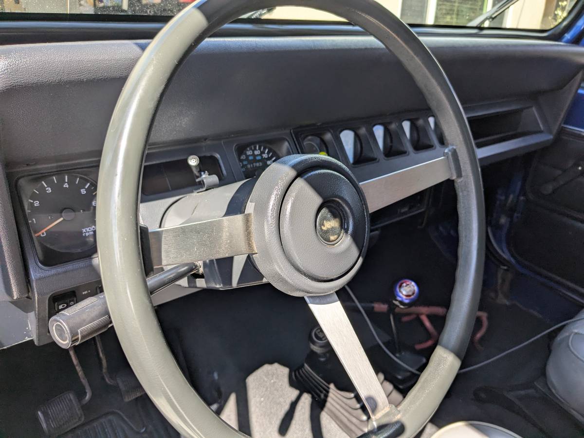 Jeep-wrangler-1994-blue-17