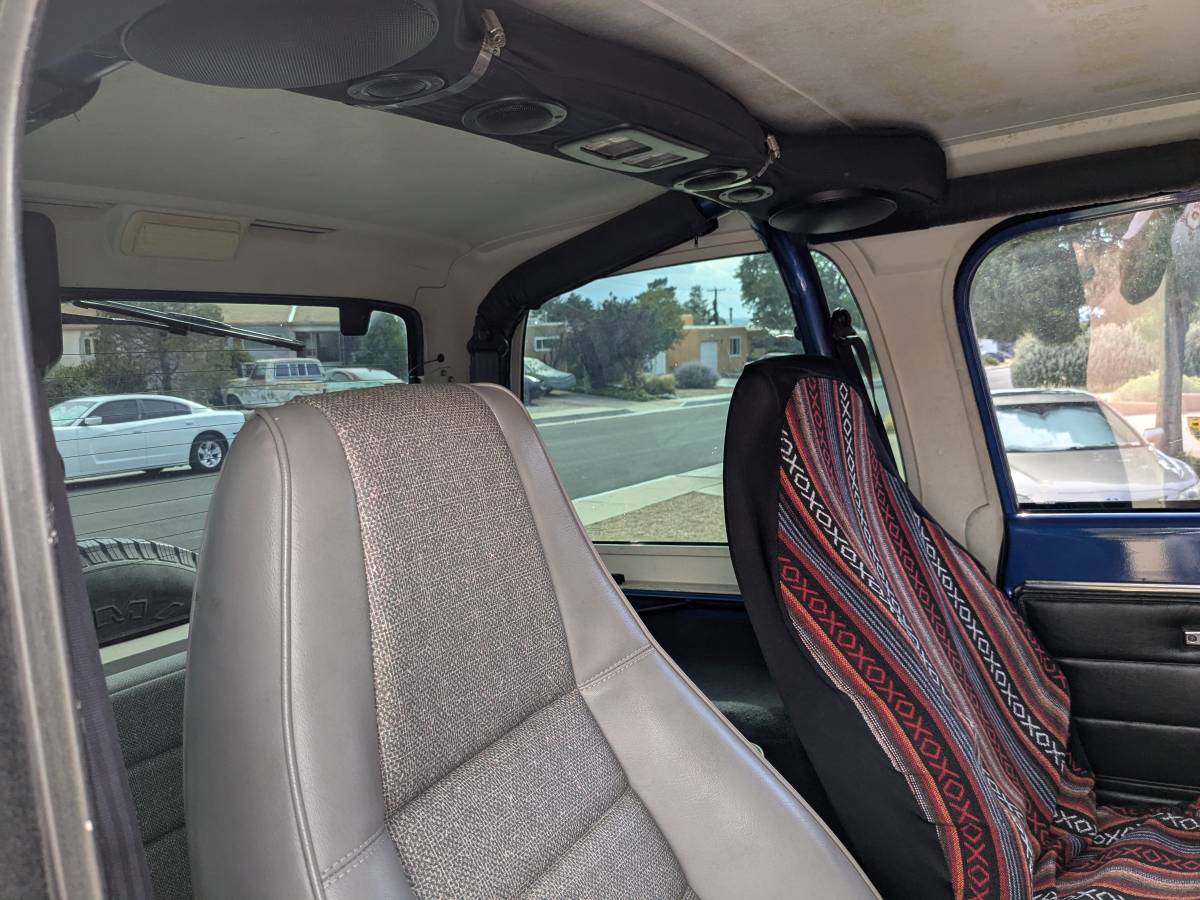 Jeep-wrangler-1994-blue-23