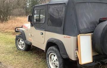 Jeep-wrangler-1995-brown-3