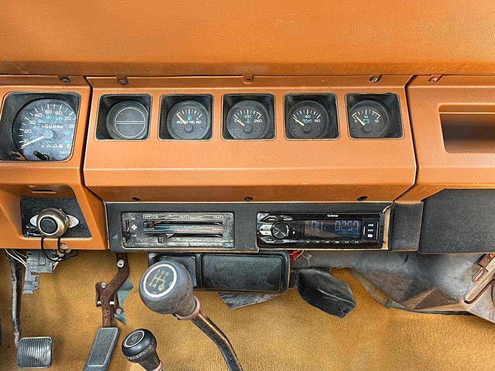 Jeep-wrangler-1995-custom-17