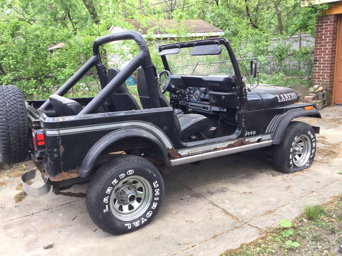 Jeep-wrangler-cj-7-1985-black-4