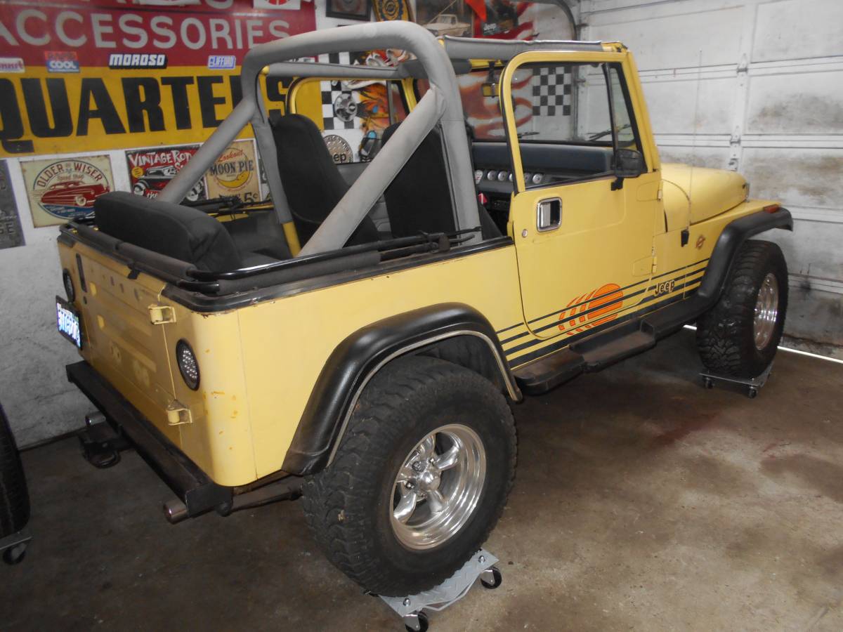 Jeep-wrangler-islander-1989-yellow-2